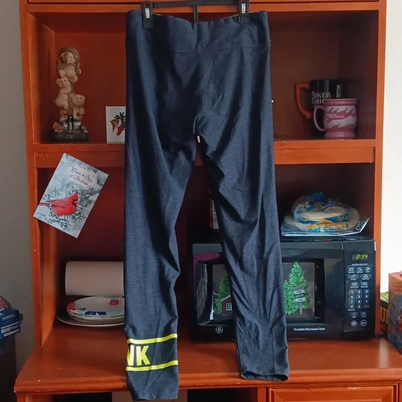 Victoria Secret med leggings - Picture 2 of 2